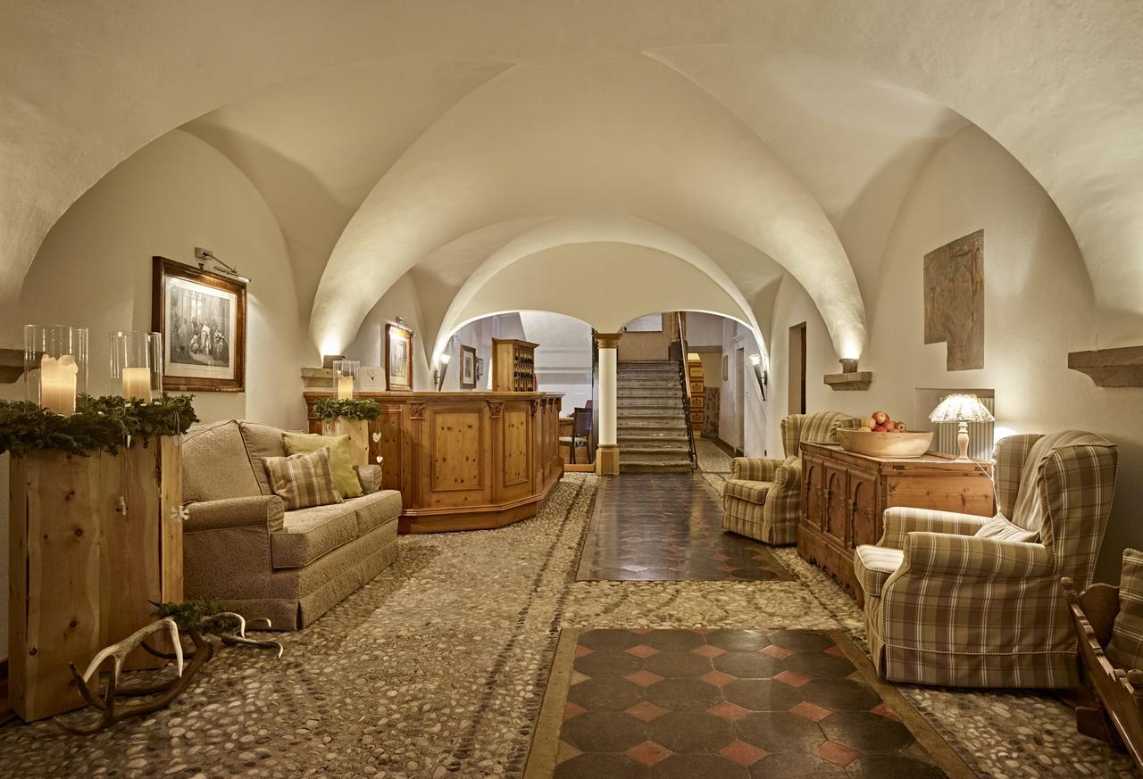 Romantic Hotel Excelsior Cavalese Esterno foto