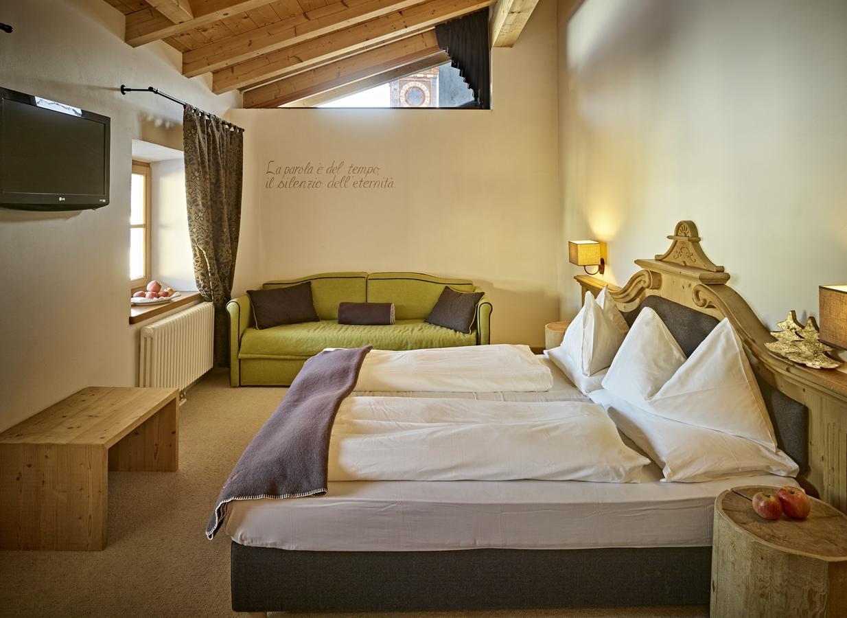 Romantic Hotel Excelsior Cavalese Esterno foto