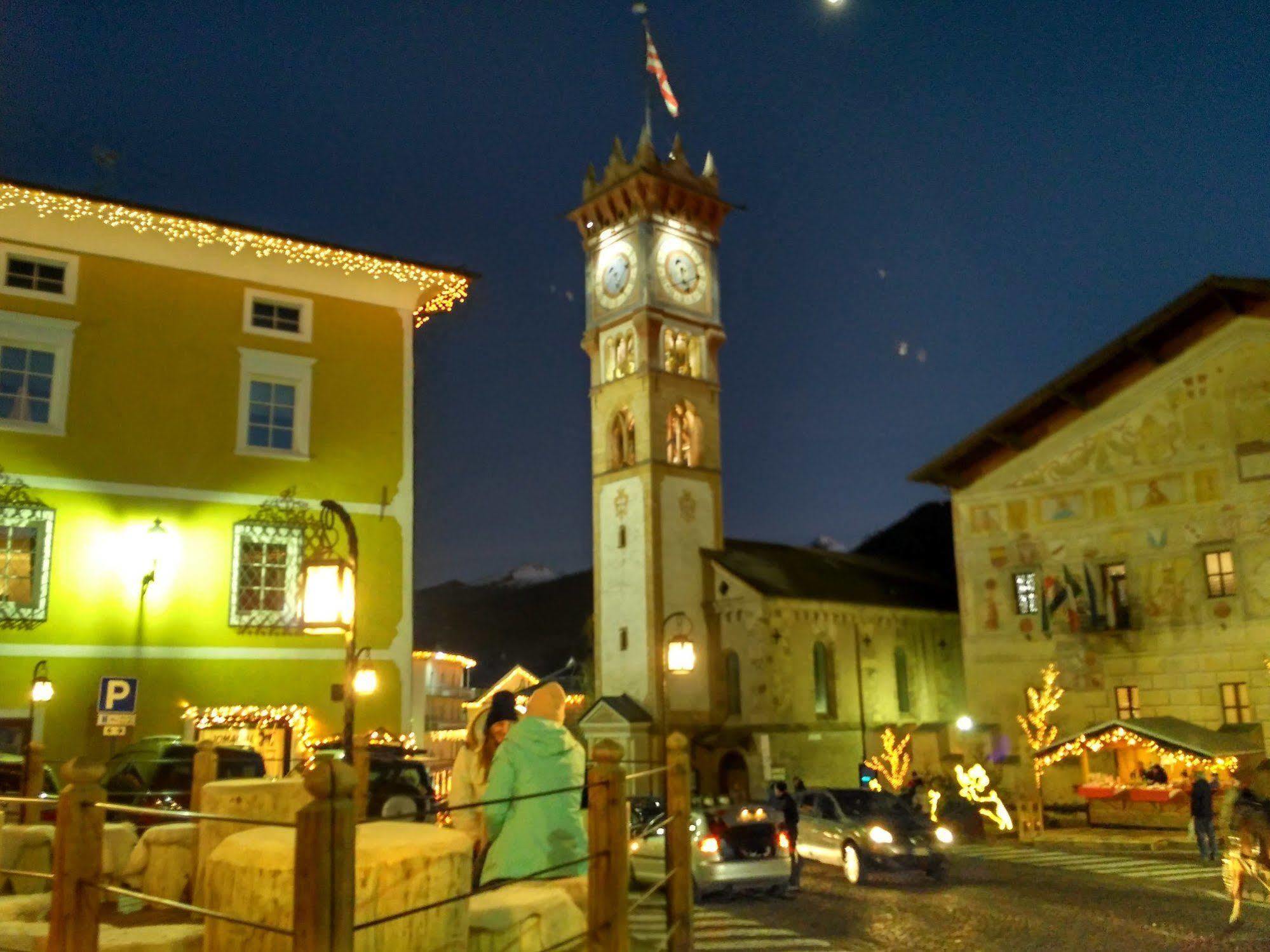 Romantic Hotel Excelsior Cavalese Esterno foto